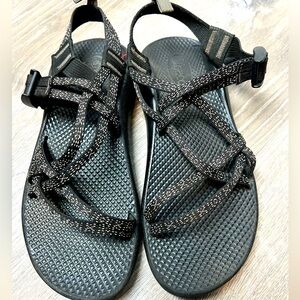 Chaco Black Fun Designed‎ Sandlas